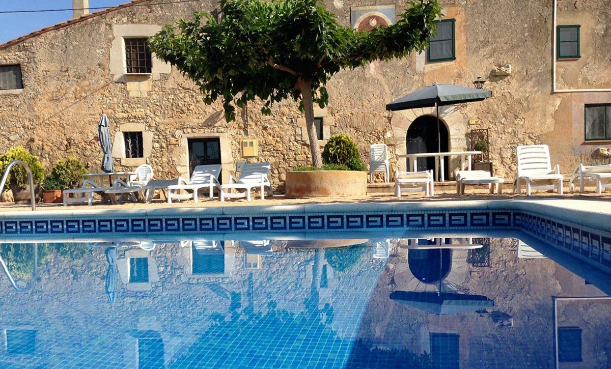 Mas Peraquintana Guest House L' Escala Bagian luar foto