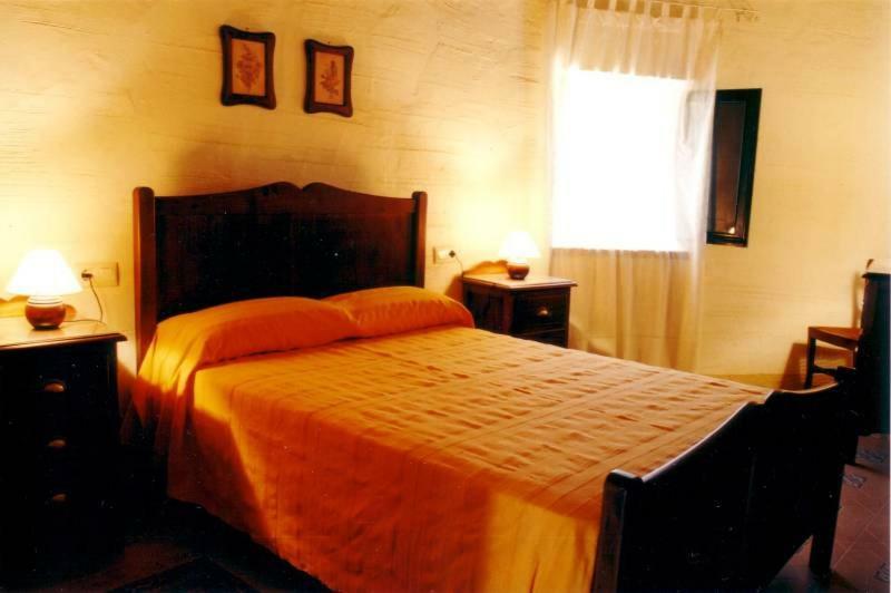 Mas Peraquintana Guest House L' Escala Bagian luar foto